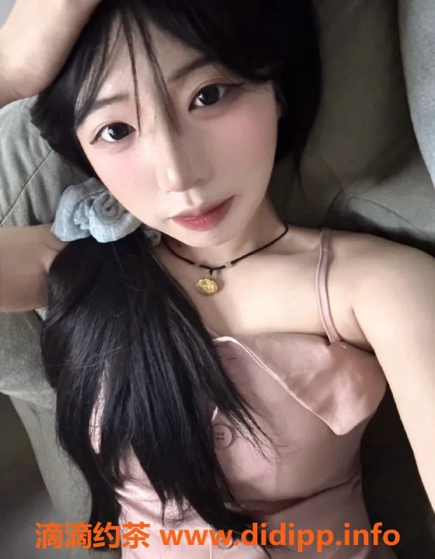 常州楼凤-新北小娜，169cm大长腿，700元陪浴服务