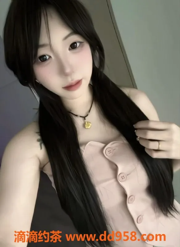 常州楼凤-新北小娜，169cm大长腿，700元陪浴服务