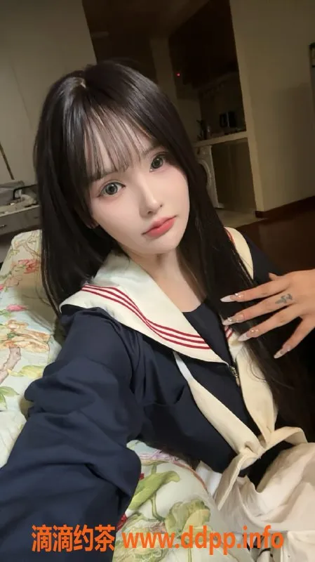 无锡楼凤-滨湖区小冉，高颜值丝袜制服陪浴服务