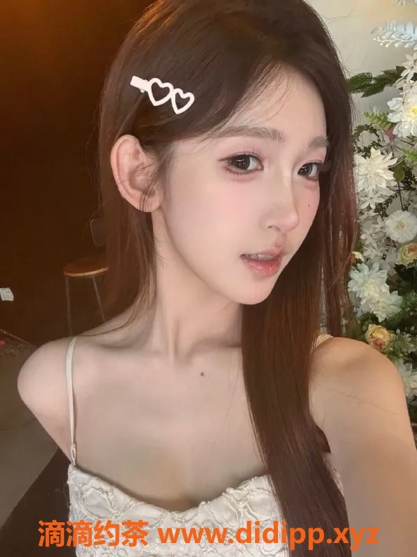 常州楼凤-武进湖塘美术生，172高颜值御姐等你体验