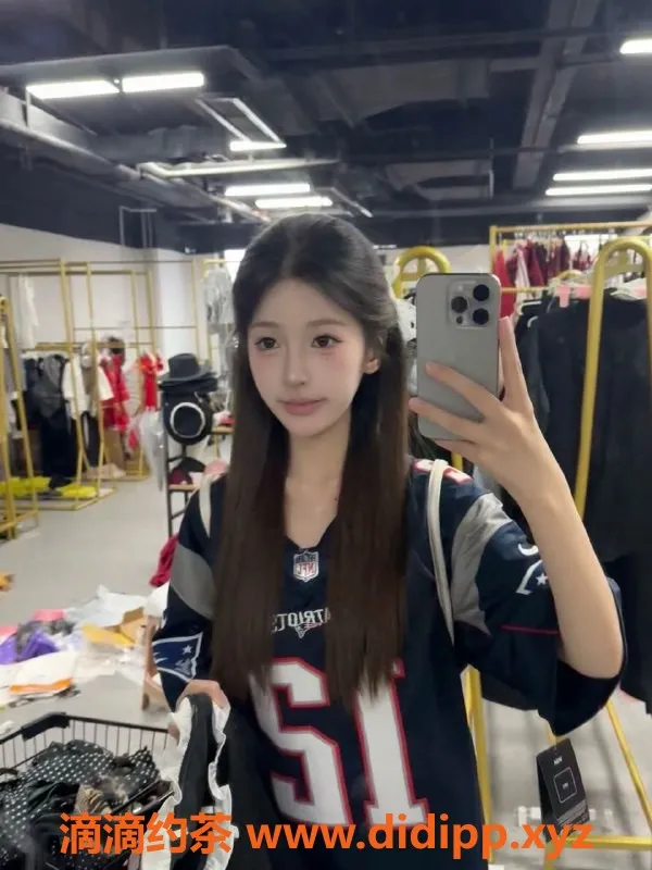 常州楼凤-武进湖塘美术生，172高颜值御姐等你体验