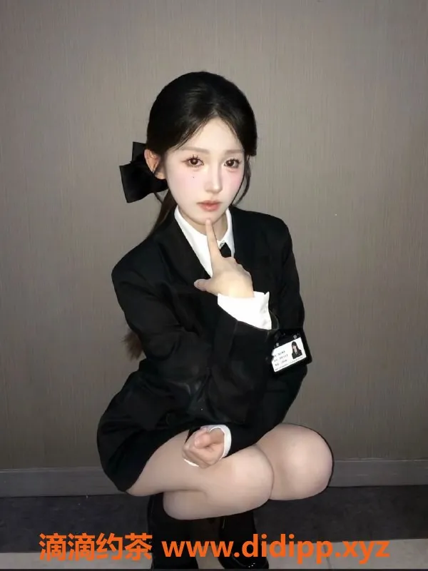 常州楼凤-武进湖塘美术生，172高颜值御姐等你体验