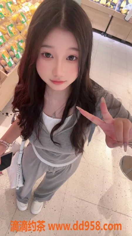 中山楼凤-石岐曼乔，18岁娇媚可人，体态极佳