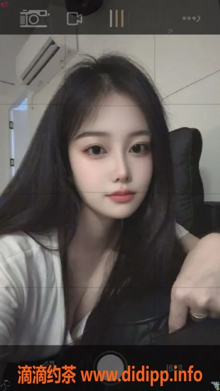 常州楼凤-武进嫩妹妮妮，165高95重，600元陪浴