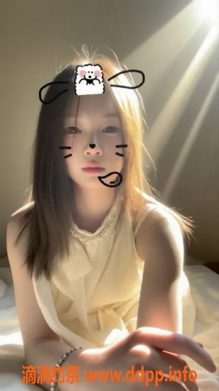 常州楼凤-武进小蝴蝶，160cm B罩杯，陪浴调情服务