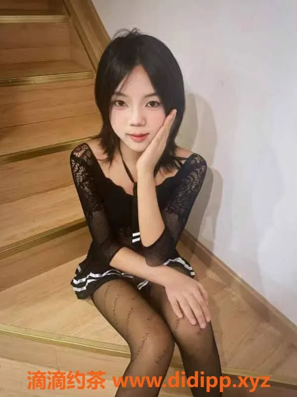 成都楼凤-成华区小不点嫩妹，160/80，天然白虎