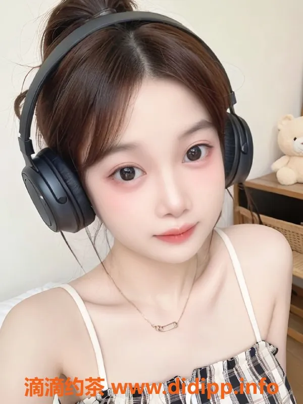 无锡楼凤-锡山区小以陌 高颜值陪浴服务 168/49kg