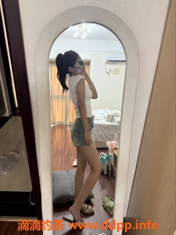 常州楼凤资源信息,武进国宾府嫩妹，165cm C罩，800元起服务