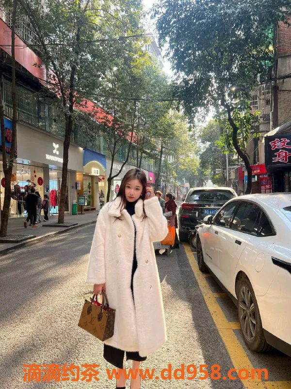 扬州楼凤-扬州邗江赵奕欢，颜值9.73，服务超赞