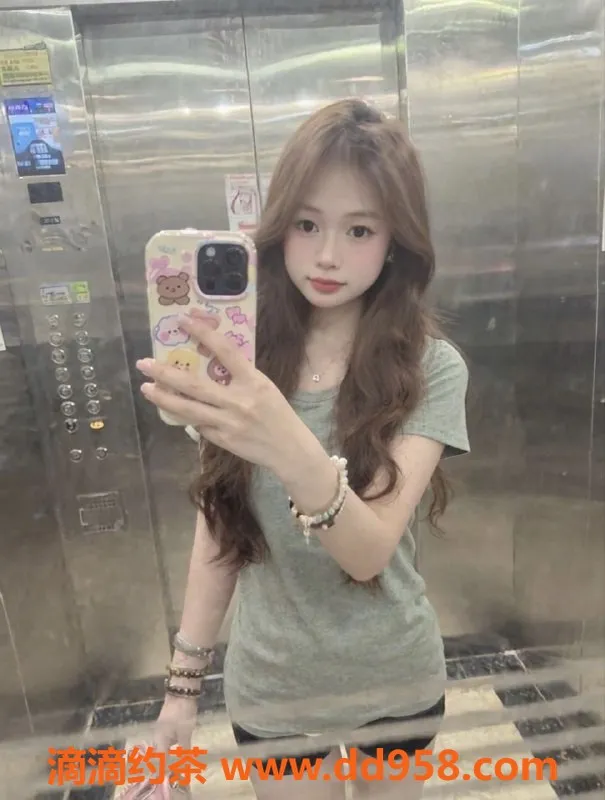 常州楼凤-武进万达嫩妹贝贝，162cm，90斤，800元起