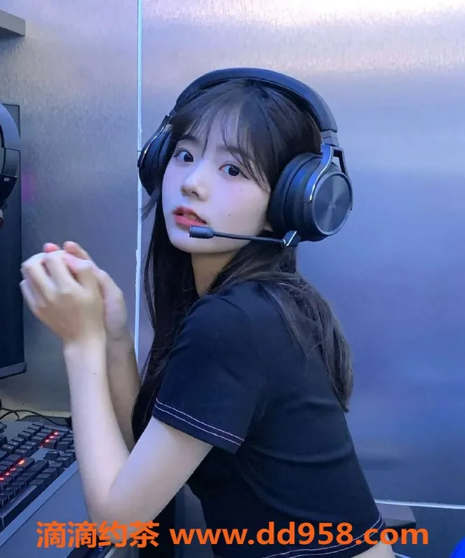 无锡楼凤-梁溪区洛丽塔，高颜值萝莉陪浴服务