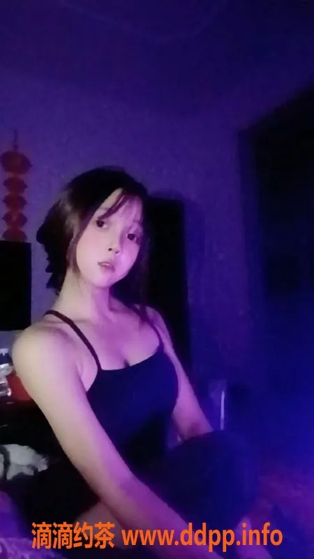 中山楼凤-三乡18岁美少女，800元一次，满意再付