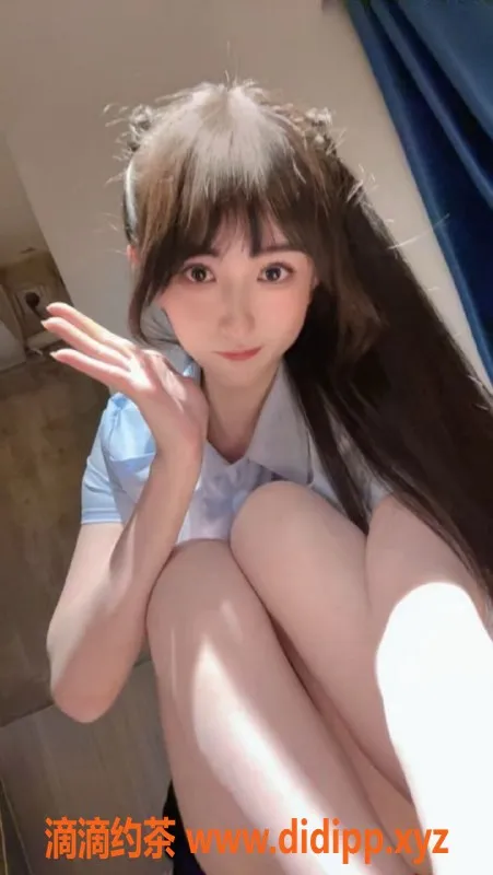 常州楼凤-武进国宾府羊羊，163高90体，800起陪浴服务