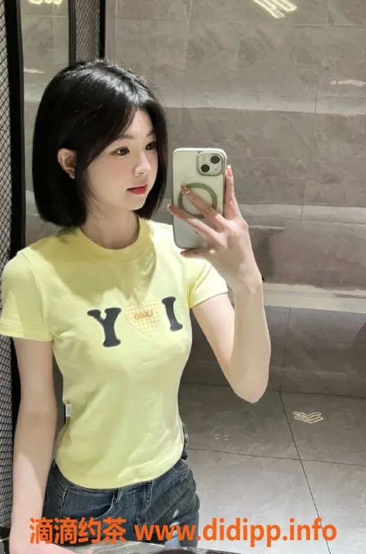 常州楼凤资源信息,武进莎莎，162cm短发嫩妹，800元绝佳陪浴体验