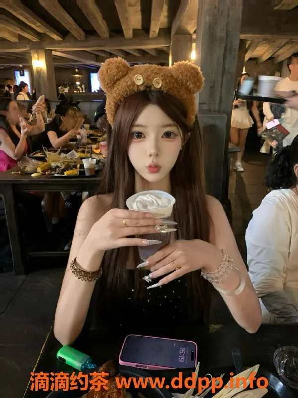 无锡楼凤-梁溪区高颜值小虎牙 173cm/49kg/1200元