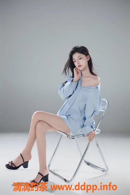 常州楼凤-武进白虎菲菲，165cm/82斤，800元体验嫩妹魅力