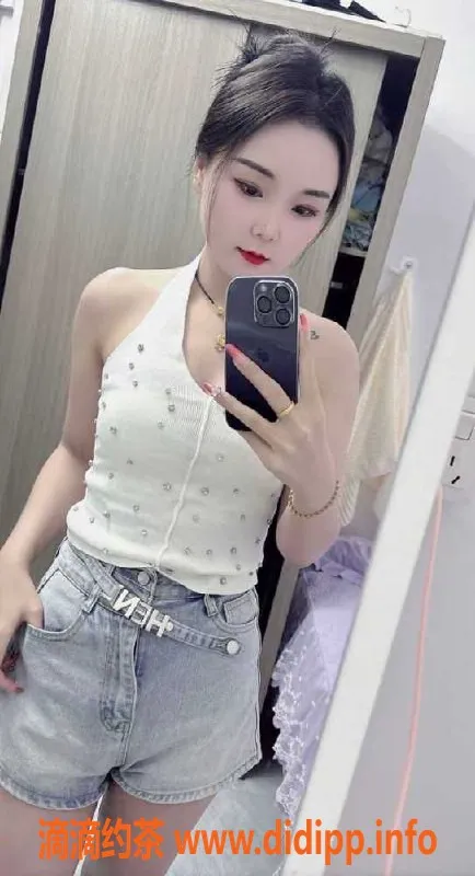 深圳楼凤资源信息,深圳光明新区皮皮，24岁165cm，400元一次