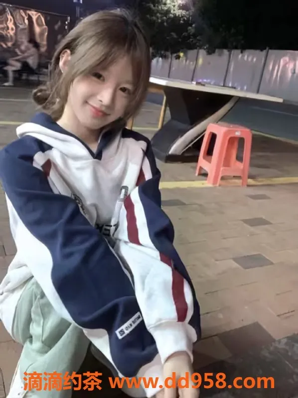 无锡楼凤-梁溪区小奶栗，清纯可人，1200元起服务