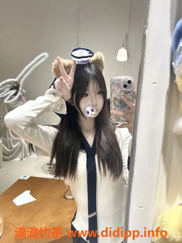 常州楼凤-武进陪玩小鱼儿，18岁嫩妹，800元起服务