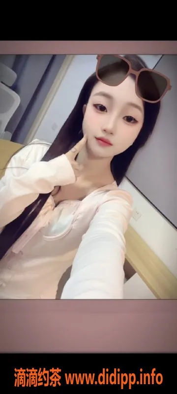 无锡楼凤资源信息,锡山区高颜值小玉，165cm/43kg，陪浴服务仅1900元