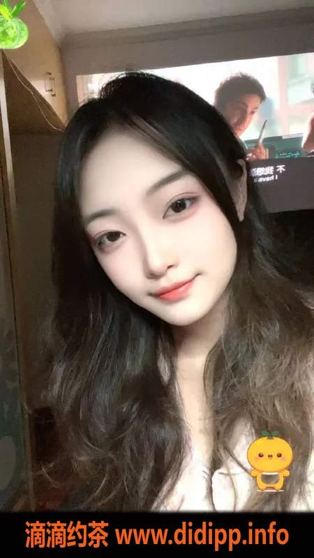 常州楼凤资源信息,武进小艺，19岁大学生，165cm，价格800起