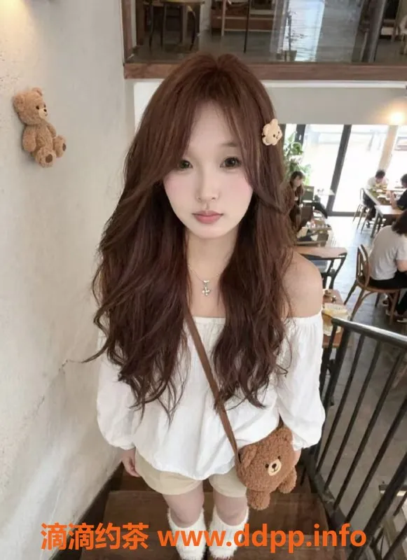 常州楼凤-武进国宾府仙女，165cm大胆服务，800元起！