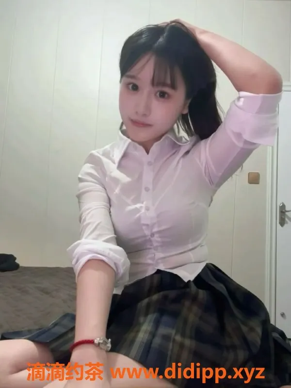 无锡楼凤-滨湖区高颜值栗子，163cm 47kg 纯享服务