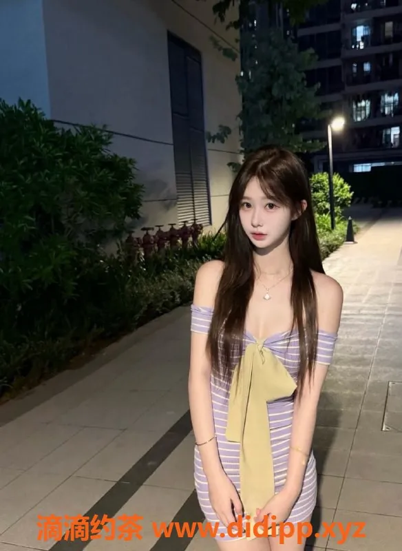 无锡楼凤-梦梦外出区高颜值制服丝袜服务，身材诱人