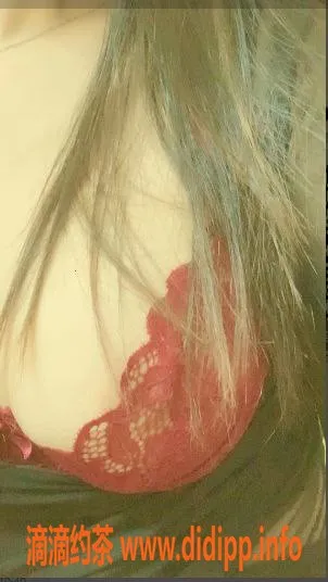 深圳楼凤-福田天生逼紧会喷水珂珂，25岁身材火辣