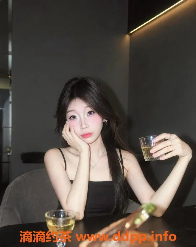 南昌楼凤-青山湖小馨 18岁嫩妹 169cm 48kg 600p