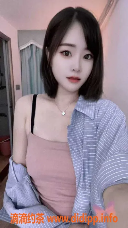 深圳楼凤-龙华甜美玲玲，26岁163cm，300元体验服务