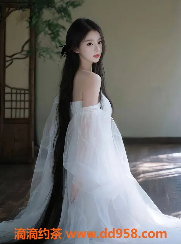 乌鲁木齐楼凤-168D美乳与翘臀，体验沉浸式服务