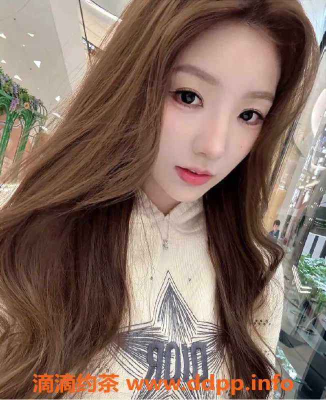 乌鲁木齐楼凤-168D美乳与翘臀，体验沉浸式服务