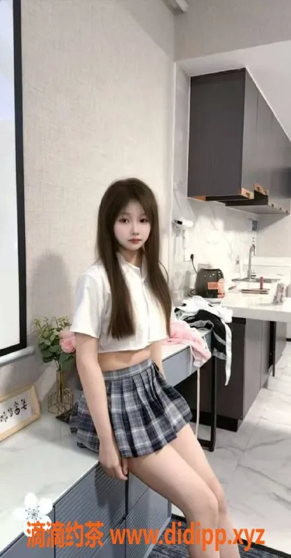 东莞楼凤资源信息,大朗微微，700元优质服务，双向沟通