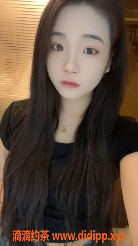 中山楼凤-21岁江芸，C杯身材，小榄课室服务优质