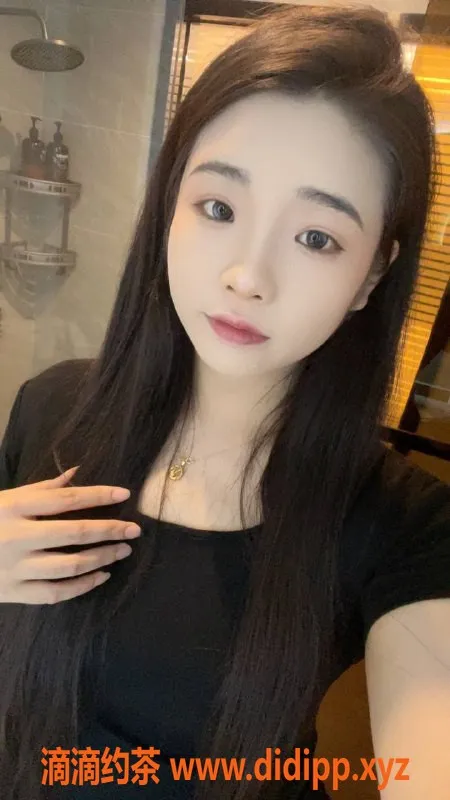 中山楼凤-21岁江芸，C杯身材，小榄课室服务优质