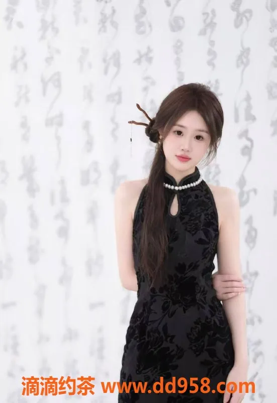 北京楼凤-朝阳小橙子，19岁，167cm，C罩杯，茶费1K