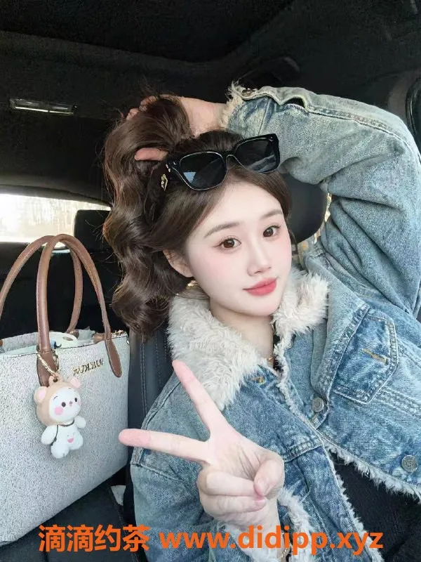 北京楼凤-朝阳小橙子，19岁，167cm，C罩杯，茶费1K