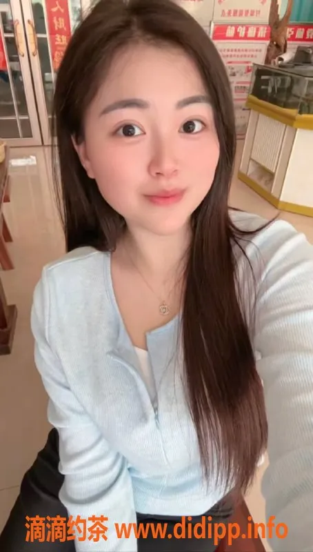 中山楼凤-顺德大良三位美女，300快餐400洗吹服务等你来体验！