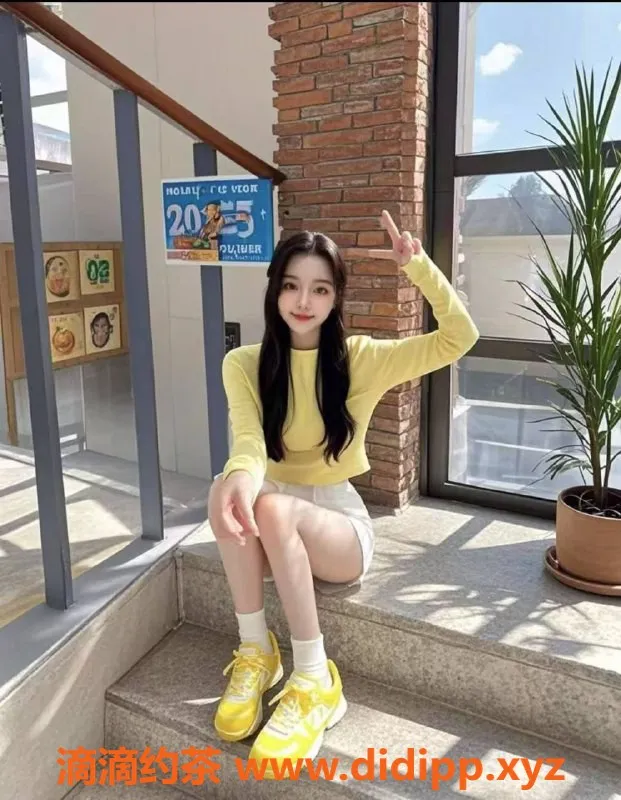 中山楼凤-江门江海快餐300，洗吹做400，三位美女服务