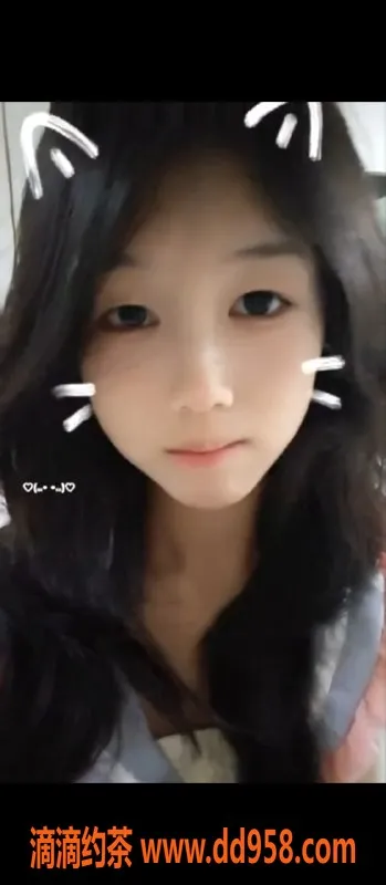 成都楼凤-成华区巧儿 152cm 80斤 幼态萝莉 安静可爱