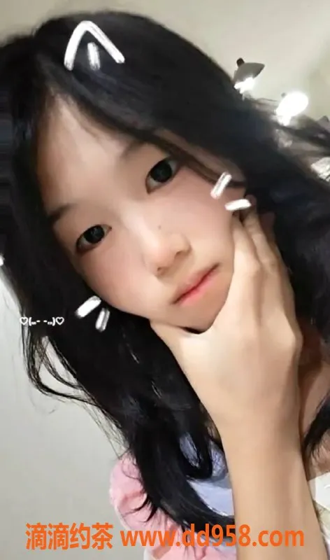 成都楼凤-成华区巧儿 152cm 80斤 幼态萝莉 安静可爱