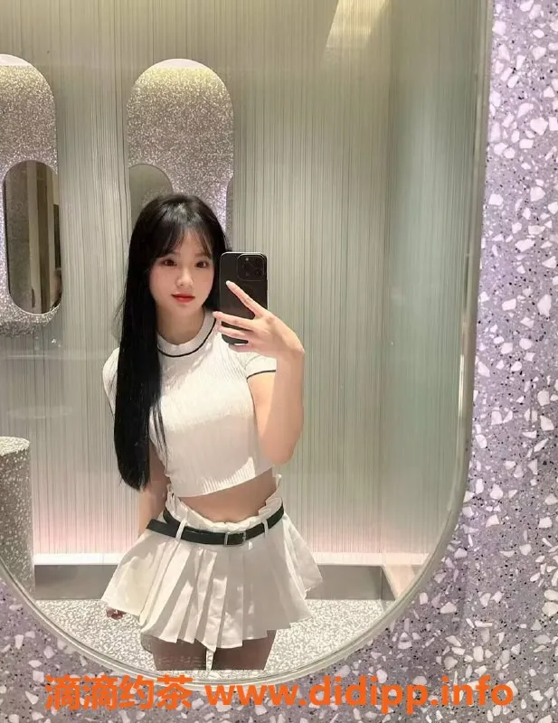 中山楼凤-中山坦洲洗吹服务，300元速约体验