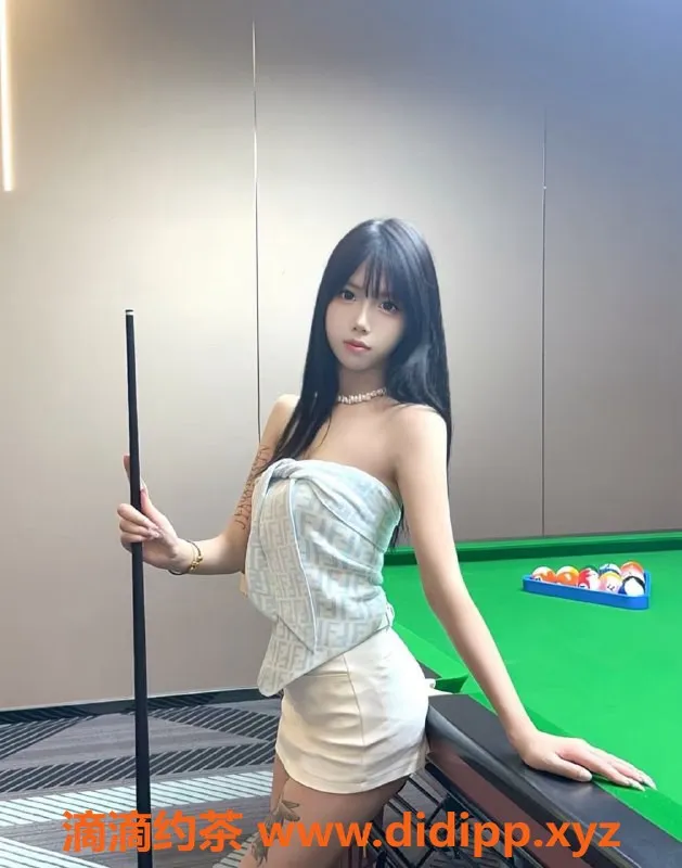 无锡楼凤-梁溪区小西西，165cm，45kg，高颜值陪浴服务