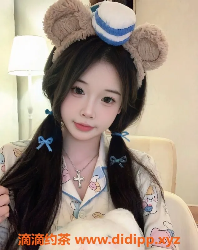 成都楼凤资源信息,成华区小沫，18岁C奶妹子，颜值极高，服务超赞