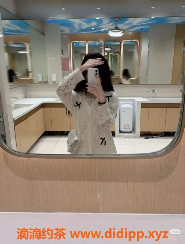 无锡楼凤-惠山区蔓宁，身材苗条，服务多样，1200元起