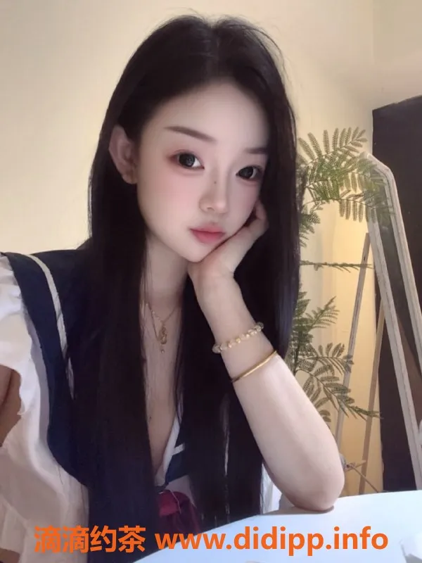 无锡楼凤-惠山区高颜值嫩妹小米，163cm，47kg，陪浴服务