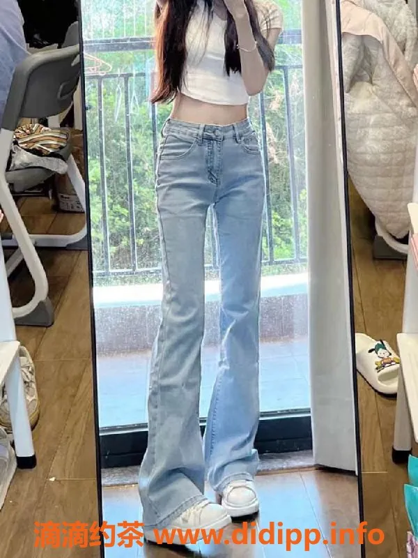 无锡外围-梁溪区静香，高颜值学生兼职，69服务体验