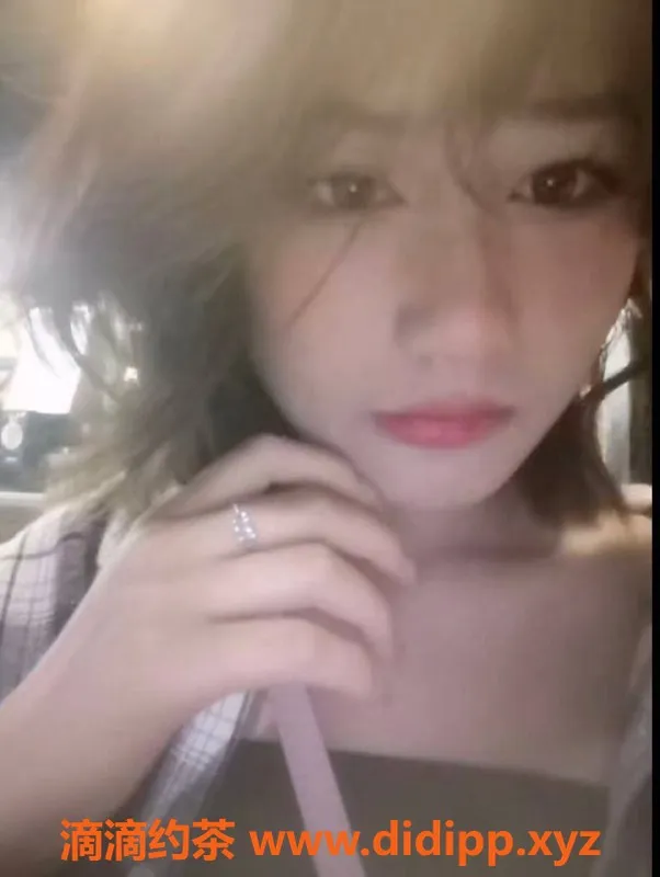 扬州楼凤-扬州邗江雅儿，18岁小妹，青春无限