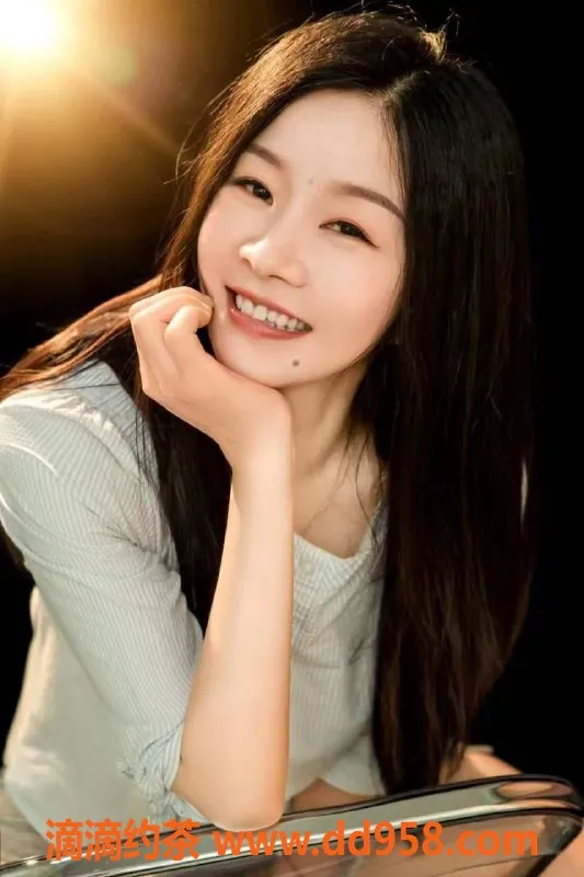 中山楼凤资源信息,中山三角两位美女，300快餐400洗吹做